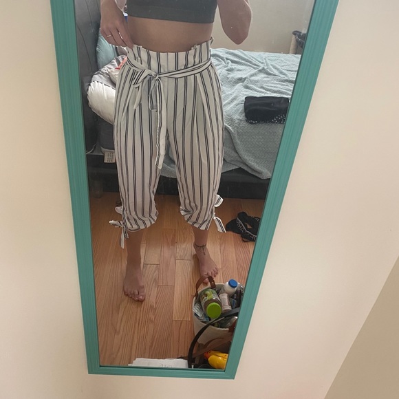 Paperbag Pants - Picture 5 of 7